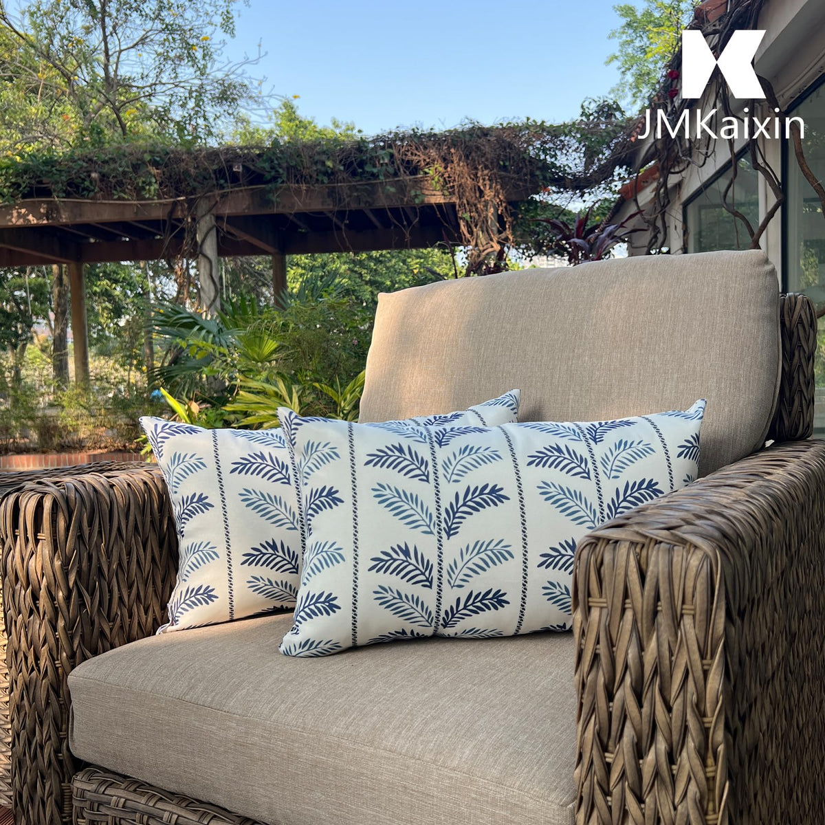 JMKaixin patio setup by the beach demonstrating outdoor relaxation