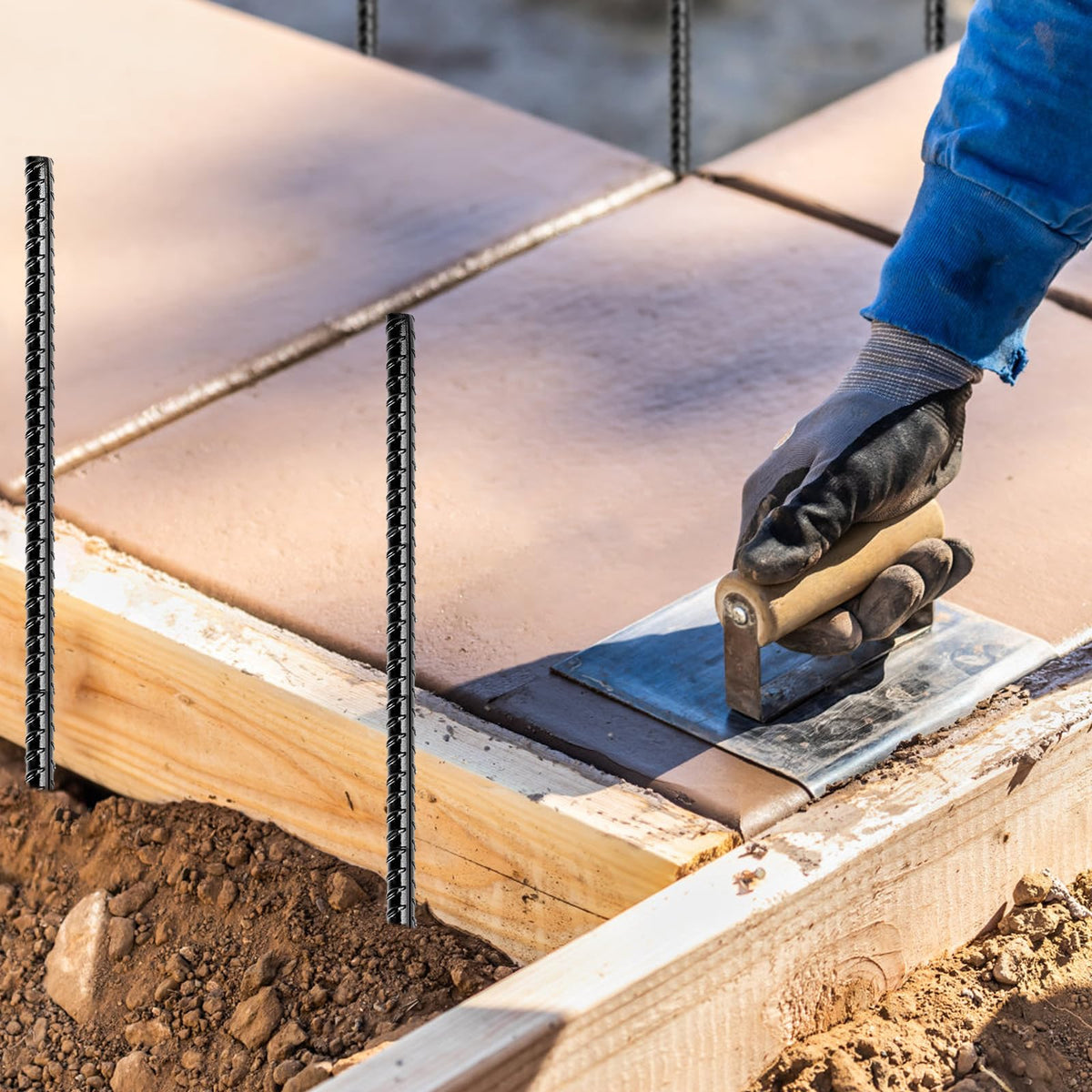 JOBVERT ground stake enables quick setup with hammer or drill.