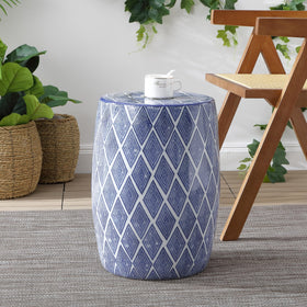 JONATHAN Y navy-on-white motif adds contemporary coastal style