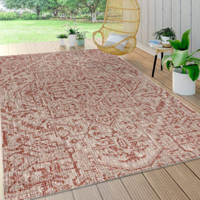 Jonathan Y star medallion design rug adds texture to decks.