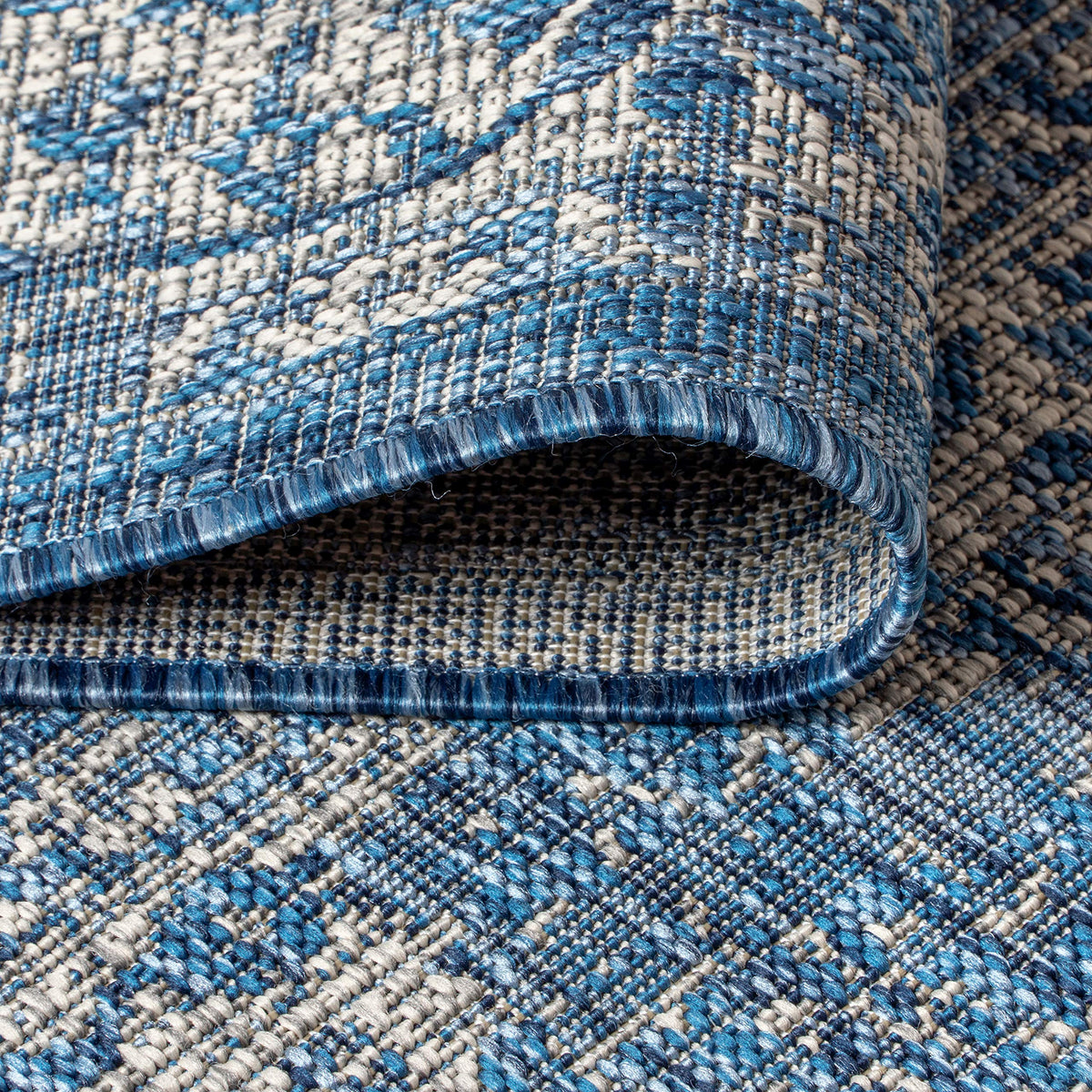 Jonathan Y Weave Floral rug durability suits high-traffic entryways and busy backyards.