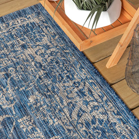 Jonathan Y Weave Floral rug easy cleaning when you mist and rinse with a hose.