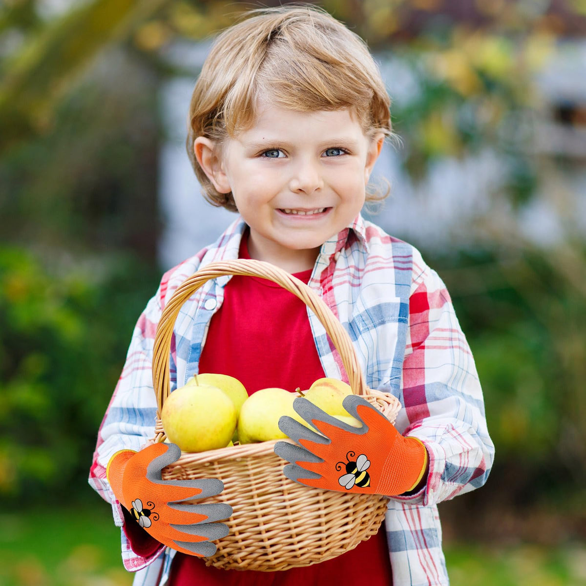 Joottuan bee-pattern gloves for kids add playful style during gardening tasks