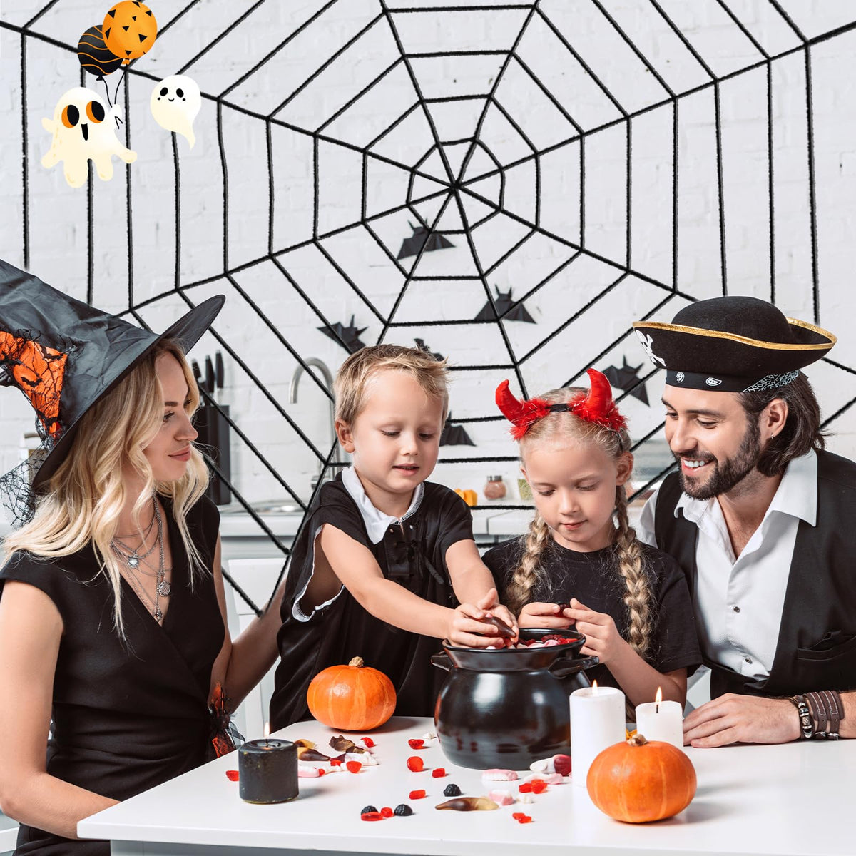 Jremreo round spider web design for versatile decor