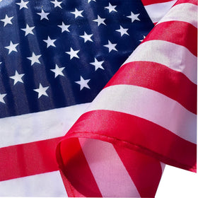Julysgift 17x12 flag provides durable color during outdoor events.