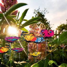 Jupengmg decorative butterfly stake for patios boosts curb appeal.