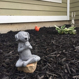 Jxueych outdoor-grade resin figurine withstands weather while remaining charming.