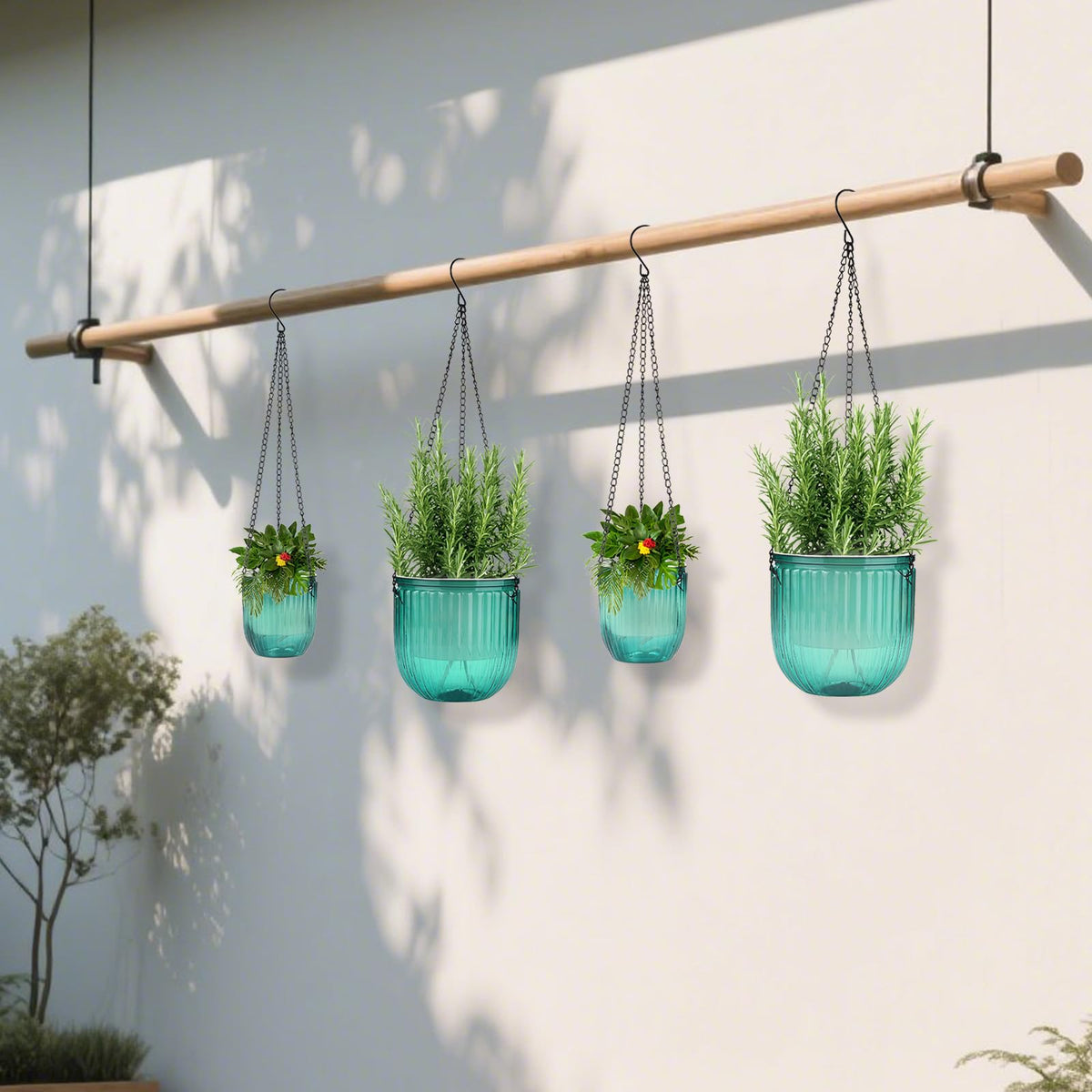 JxyHauteresce inner and outer pot design provides drainage and air circulation for healthy roots.