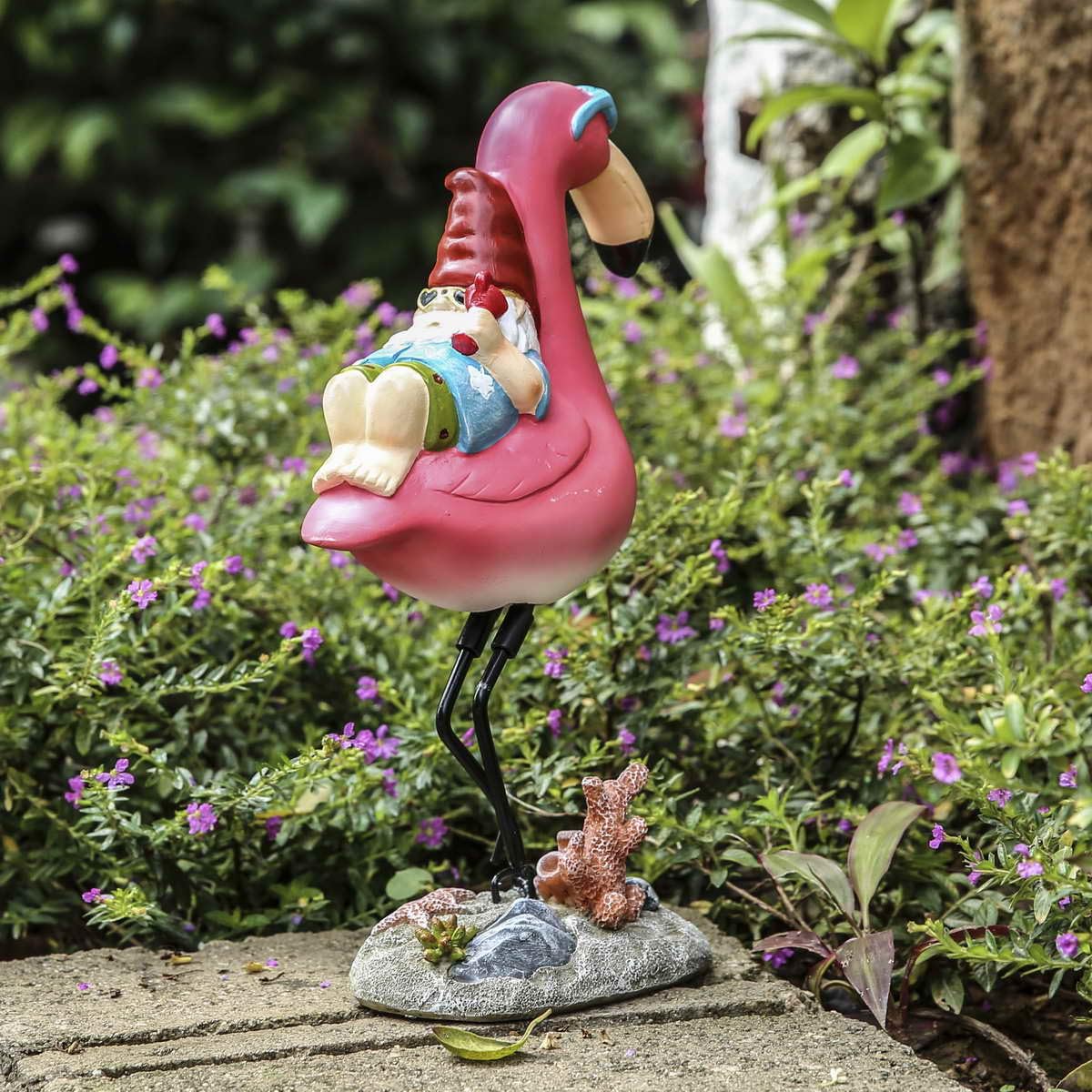 Jy.Cozy resin garden gnome offers durable outdoor use