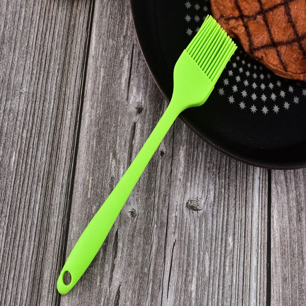 JYYHSF silicone brush ideal for pastry and baking spreads evenly.