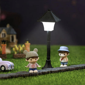 KAEZDD school project grass tiles offer hands-on lawn-themed classroom decor.
