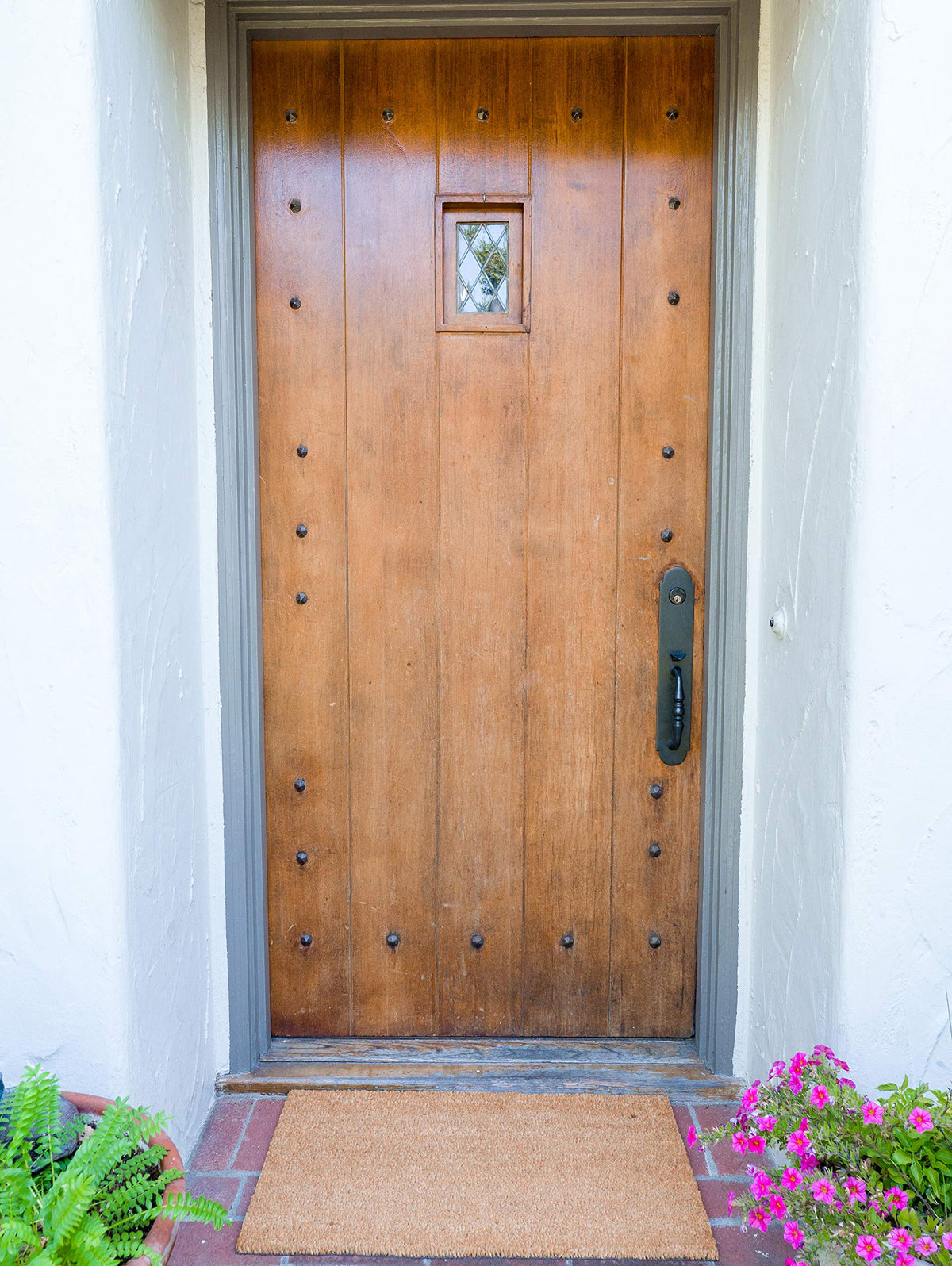 KAF Home coir doormat with dirt-trap pattern keeps entryways cleaner.