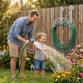 Kaileyouxiangongsi garden hose storage for garage or pool area—tidy setup.