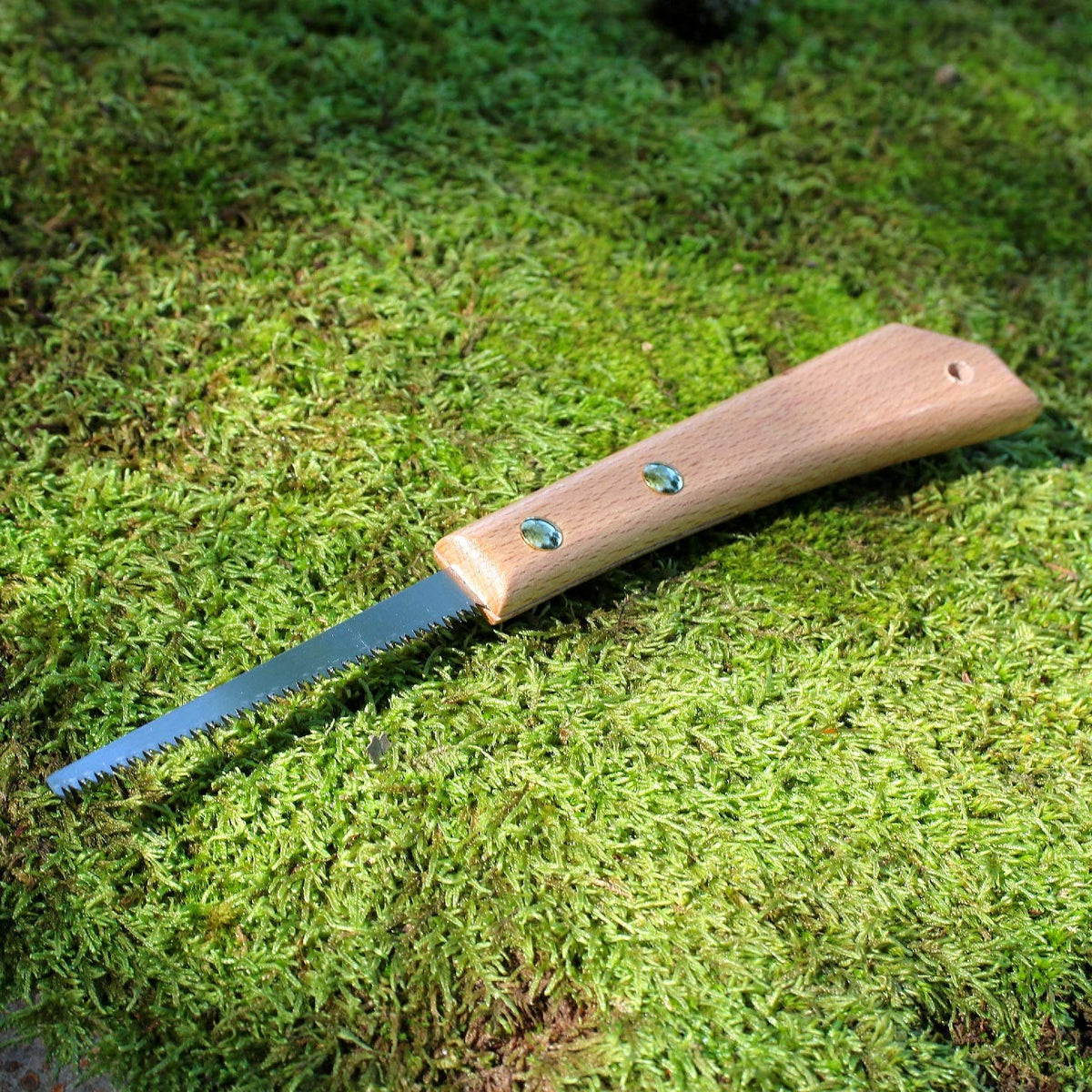 KAKURI bonsai saw wooden handle for comfortable grip.