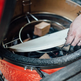 Kamado Joe compatibility with Classic I II III for versatile setups.