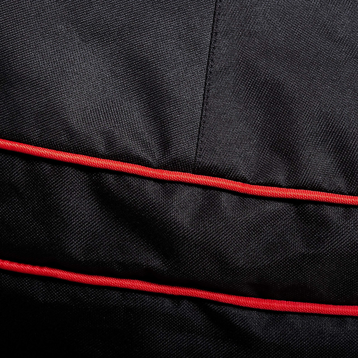 Kamado Joe Joe Jr cover in polyester fabric offers durable outdoor protection
