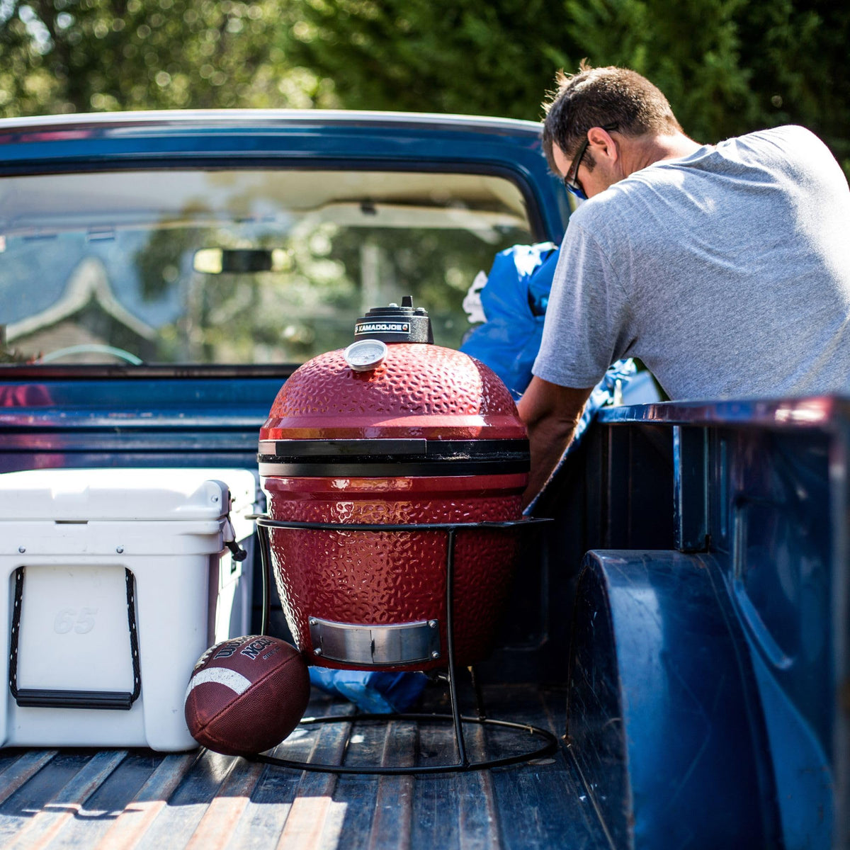 Kamado Joe Joe Jr cover fits Joe Jr precisely for secure protection