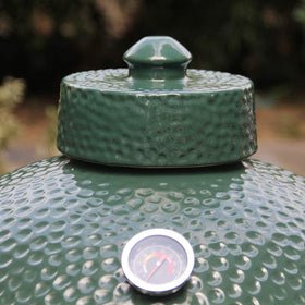 KAMaster grill top with non-slip surface prevents slips during grilling.