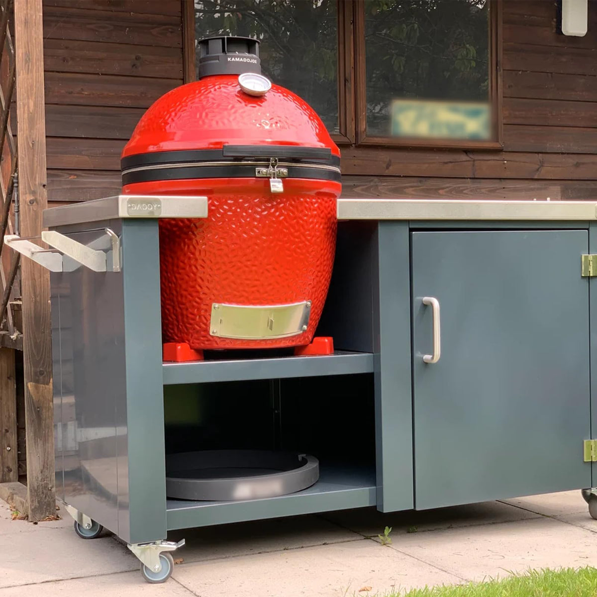 KAMaster red ceramic feet add a bold touch to your outdoor grill setup.