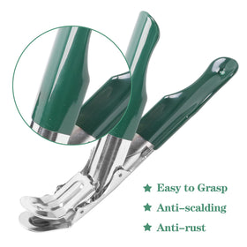 KAMaster compatible with Big Green Egg enables secure one handed lifts.