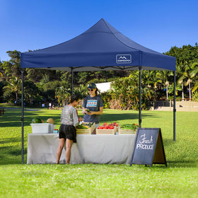 KAMPKEEPER outdoor canopy top ideal for gardens and patios.