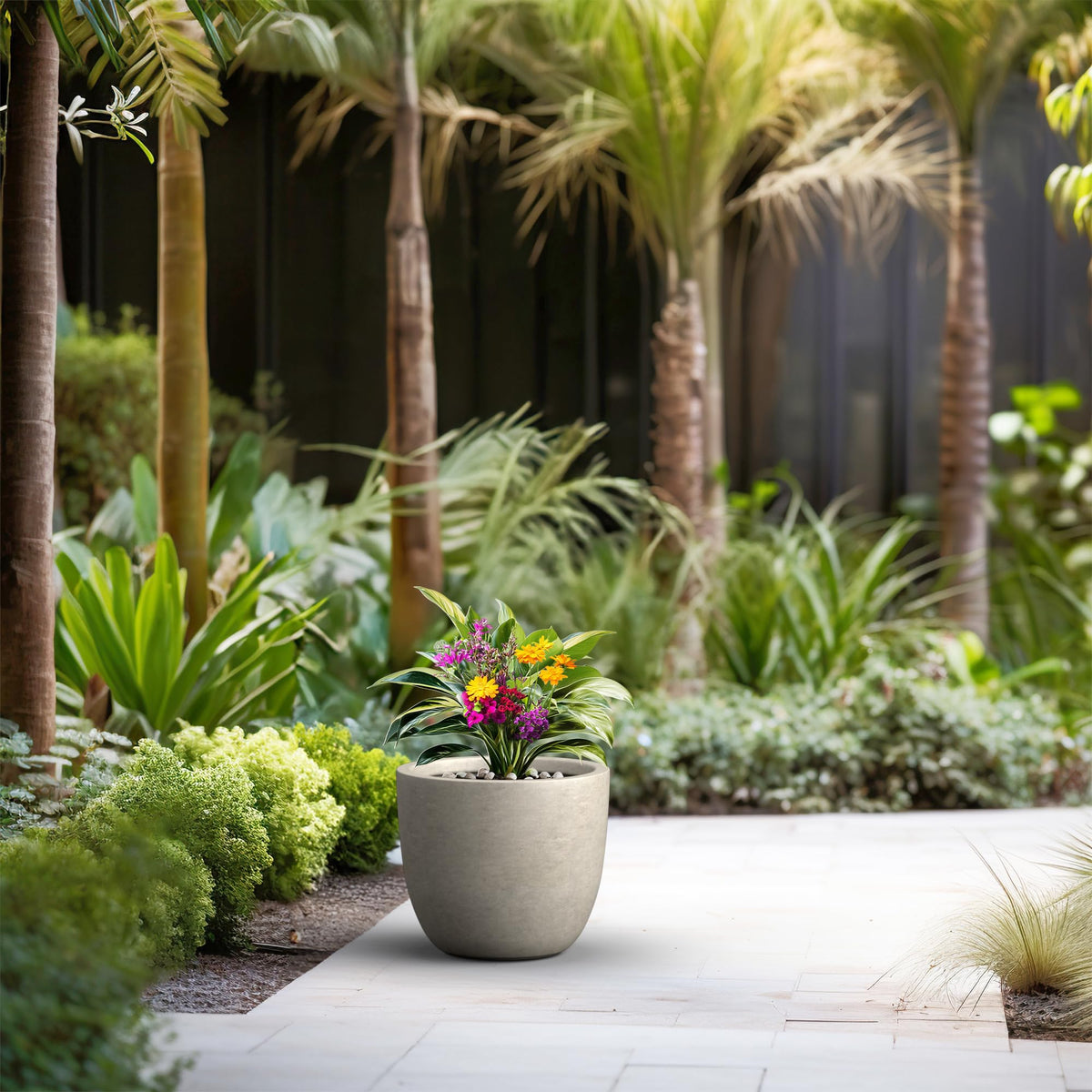 Kante set or row display shows cohesive garden design.