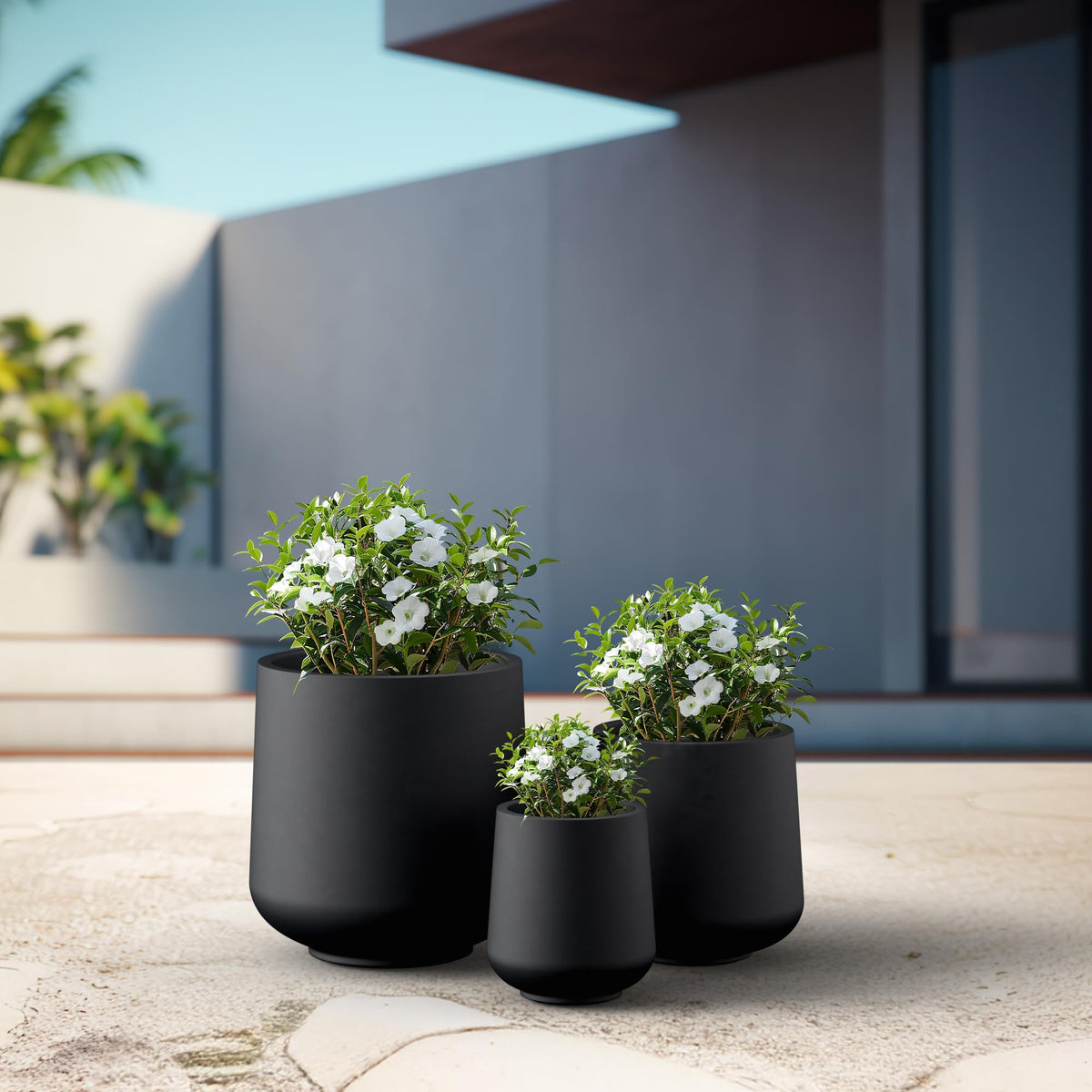 Kante contemporary planter with smooth curves enhancing modern decor