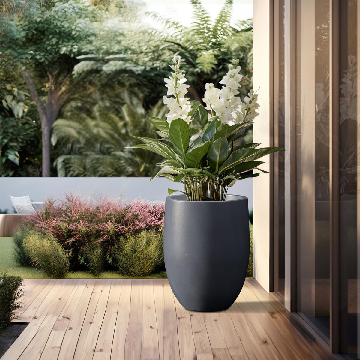 Kante lightweight concrete planter with fiberclay for easy mobility