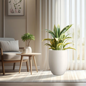 Kante planter features visible pores adding texture and visual interest.