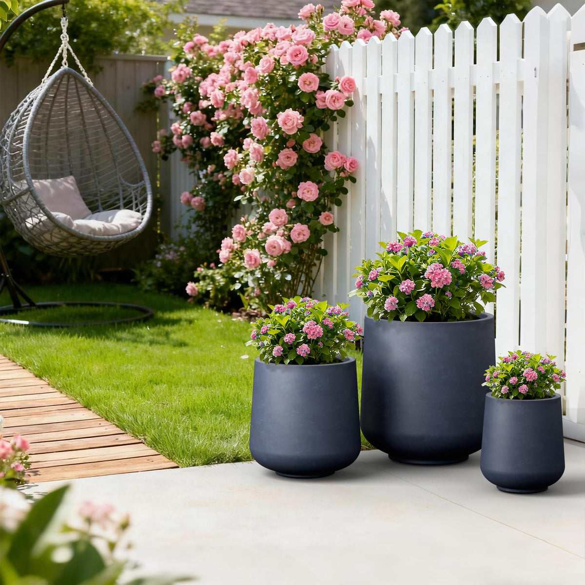Kante weather-resistant construction withstands wind, rain, and sun across seasons.