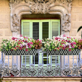 Karlliu durable construction supports long-lasting garden setups.