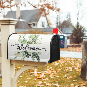 Kcozydecor reusable leaf design adds year-round charm to any yard.