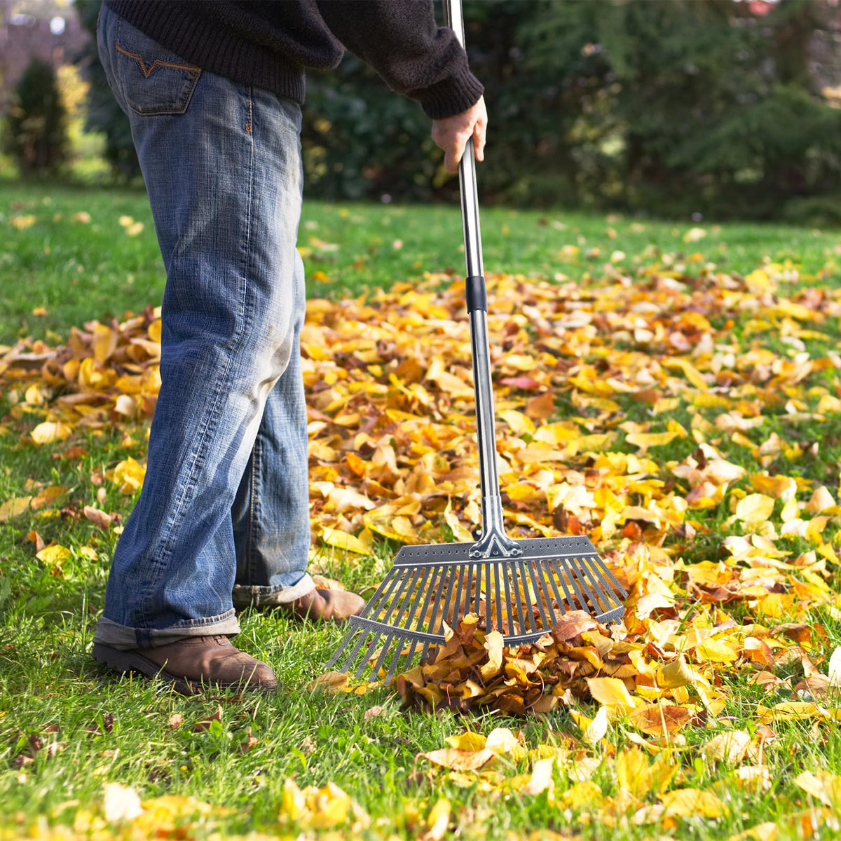 KeFanta garden leaf rake showing 62-inch adjustable handle for ergonomics