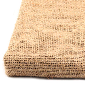 KEILEOHO burlap bag protects plant pots and extends lifespan.