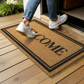 Kelarea care tip vacuum regularly to maintain fibers.