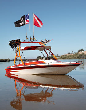 KEMIMOTO flag pole mounted on a pontoon shows versatile on-water use