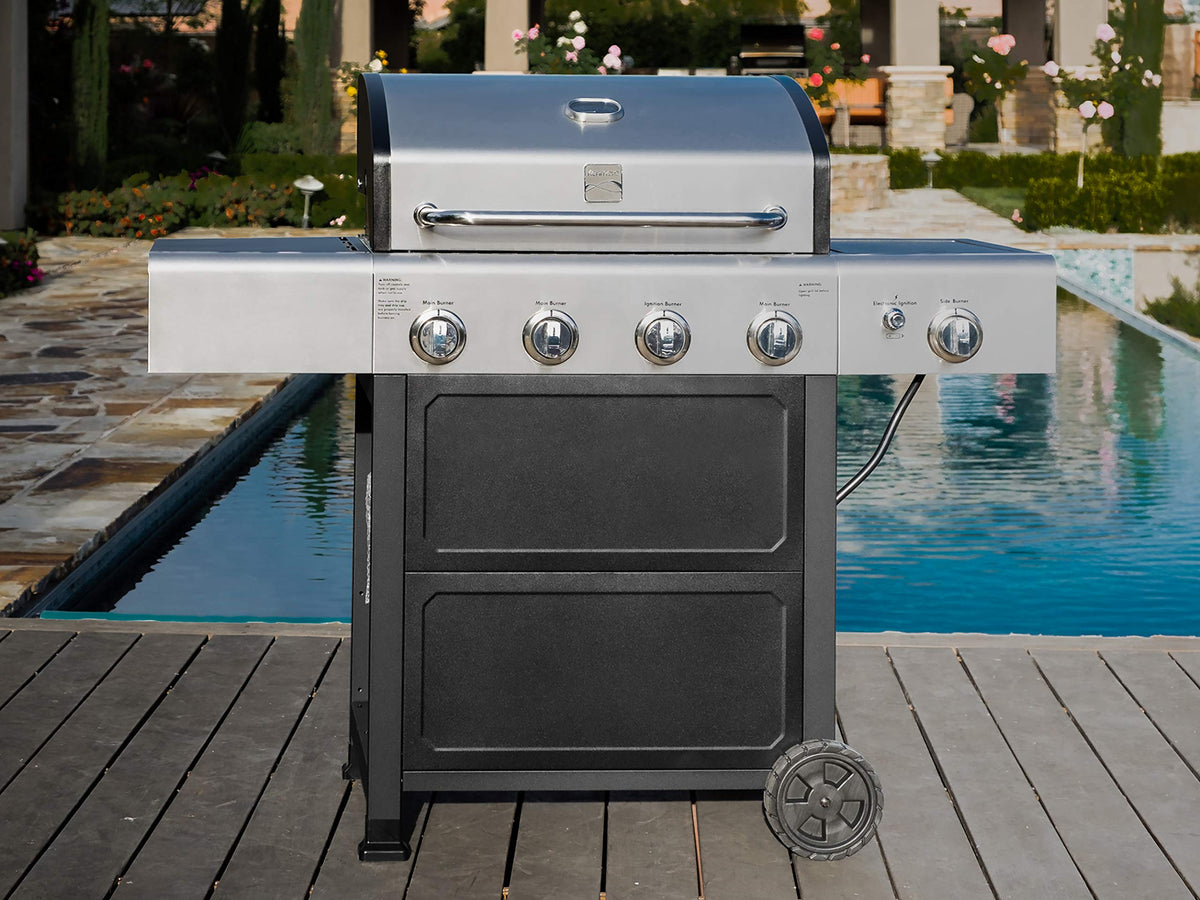 Kenmore open cart design enables easy access during gatherings