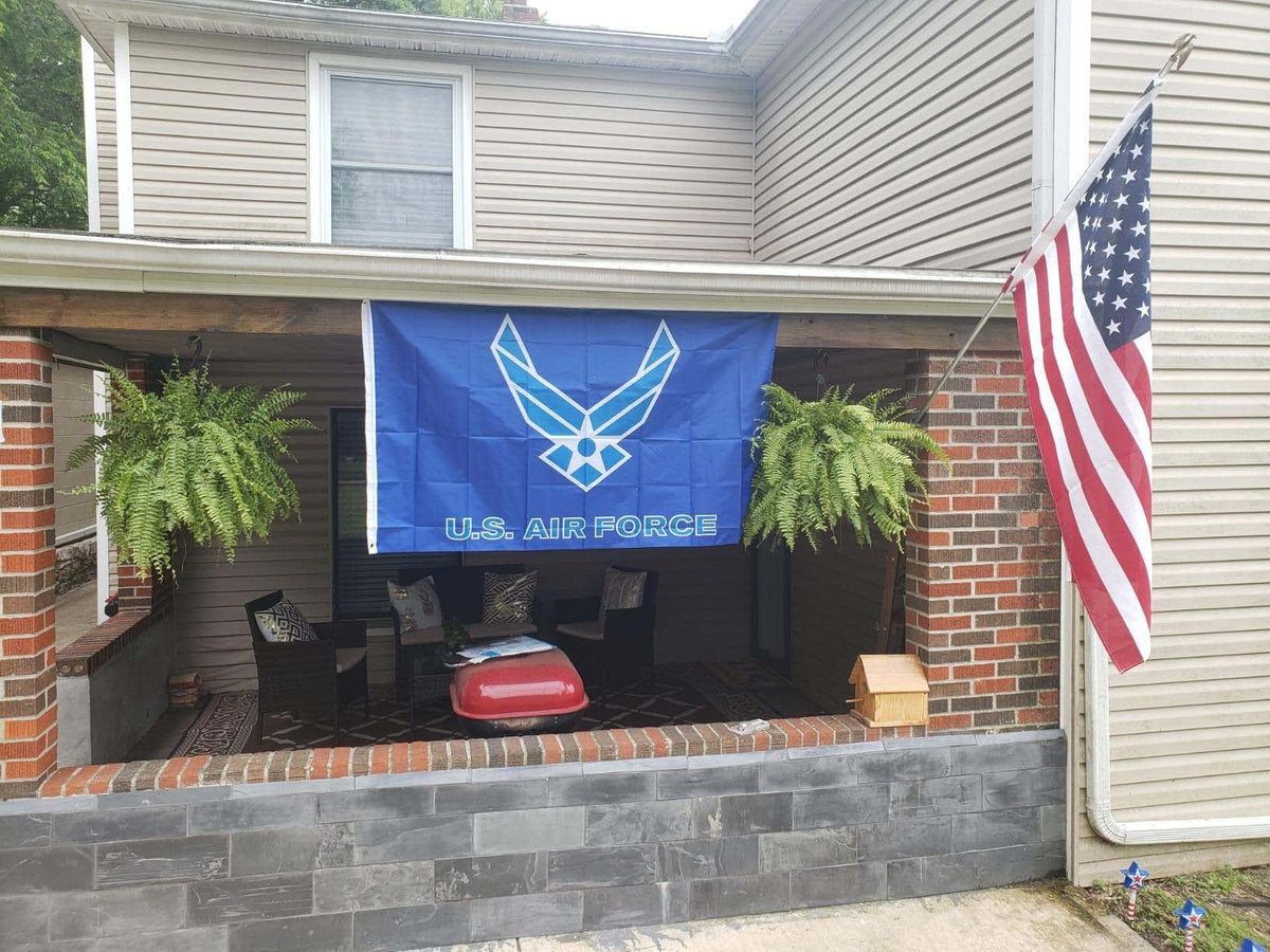Kesysova Air Force Flag 3x5 indoor and outdoor versatile display.