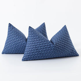 Kevin Textile machine-washable pillow cover for easy outdoor care.