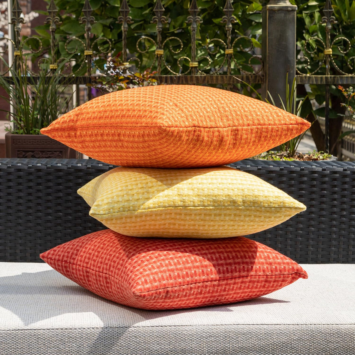 Kevin Textile care-friendly pillow cover yellow, machine washable after use