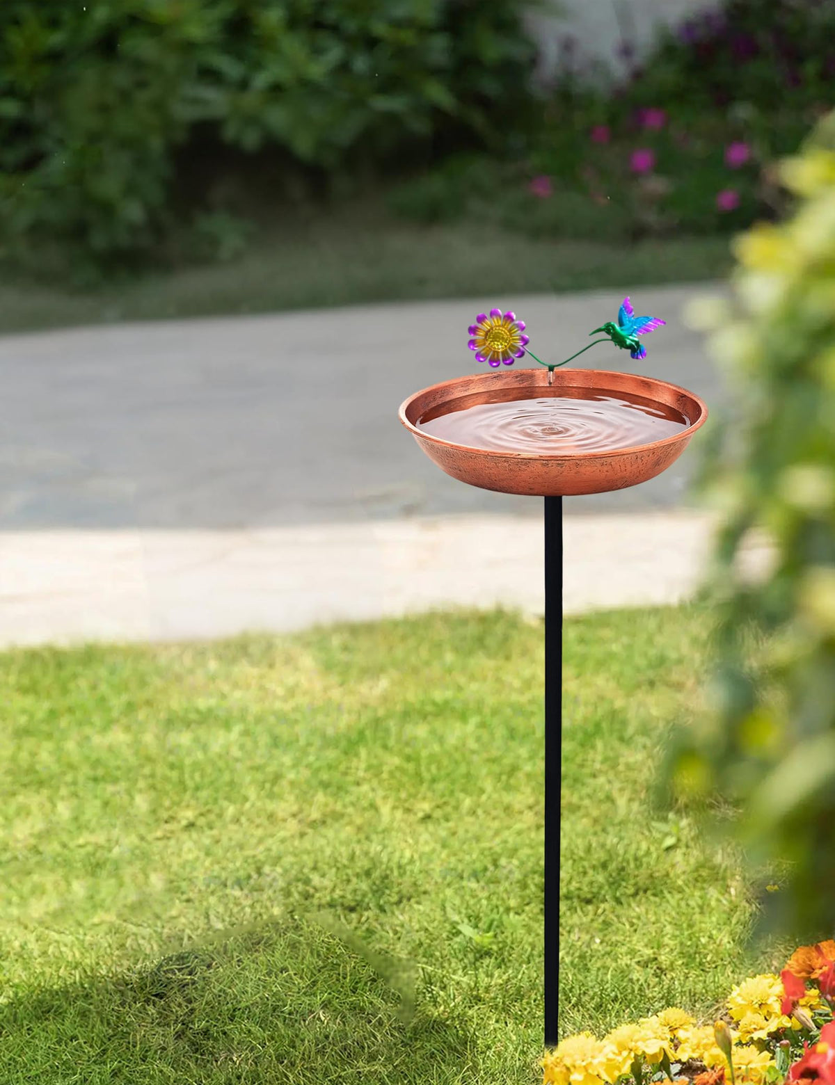 Keygift garden decor that's a thoughtful gift for bird lovers and nature enthusiasts.