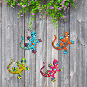 Kggetr metal gecko wall art close-up showing bright colors and handcrafted details.