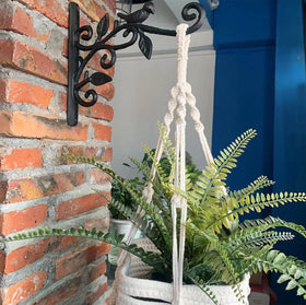 KiaoTime versatile indoor-outdoor use enhances garden and patio aesthetics.