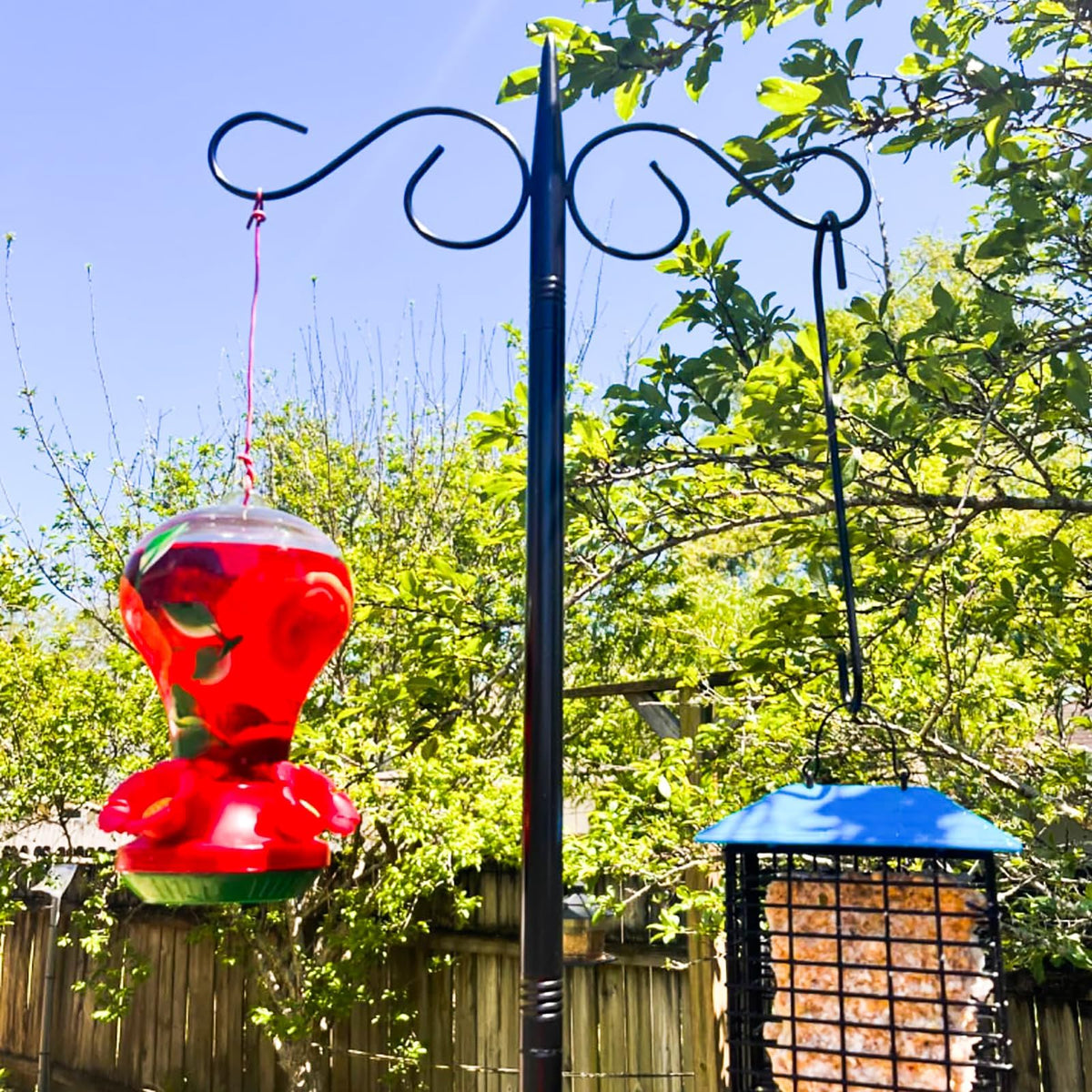 KIDYBELL durable outdoor shepherd hook withstands the elements