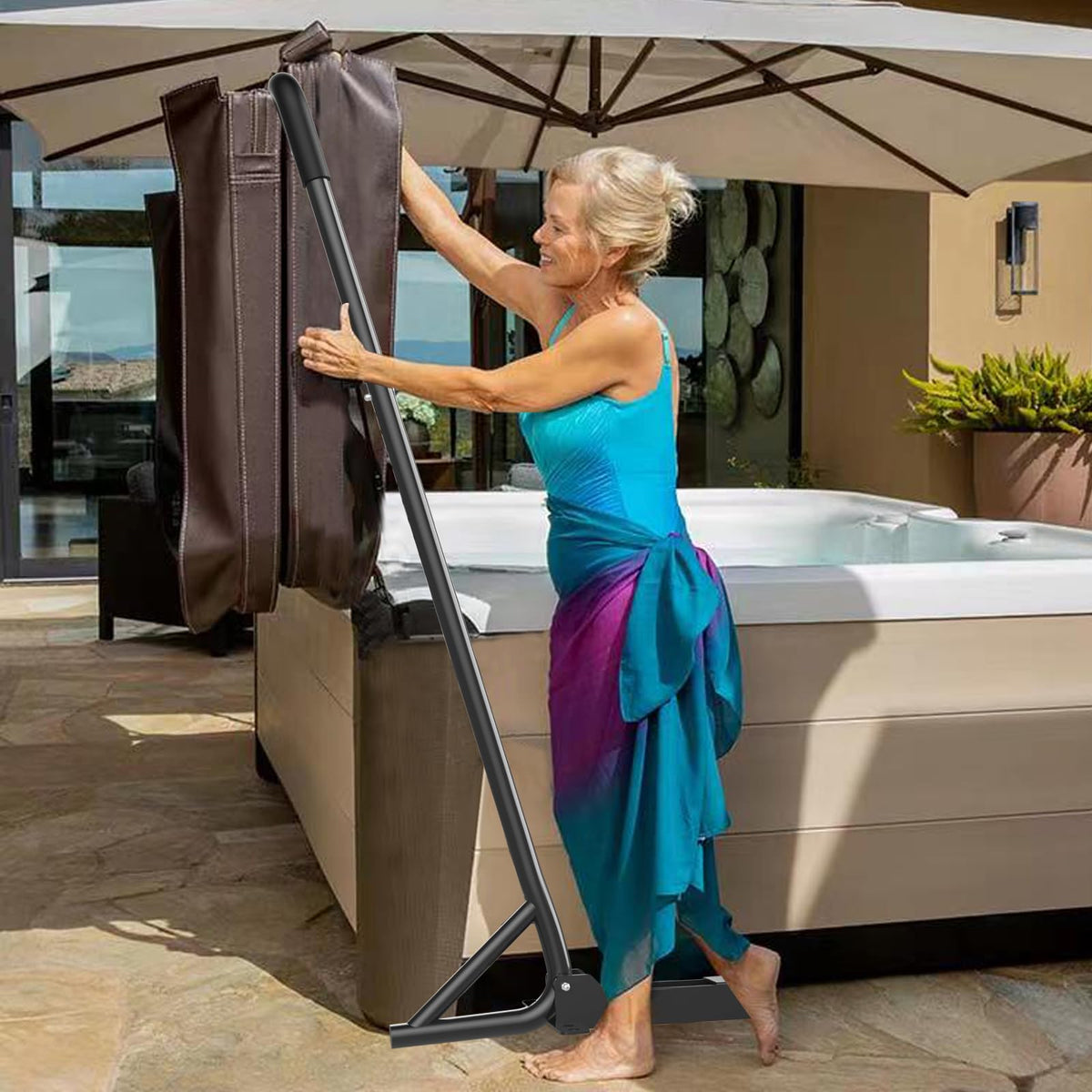 Kinchoix foam roller protects spa cover and extends life