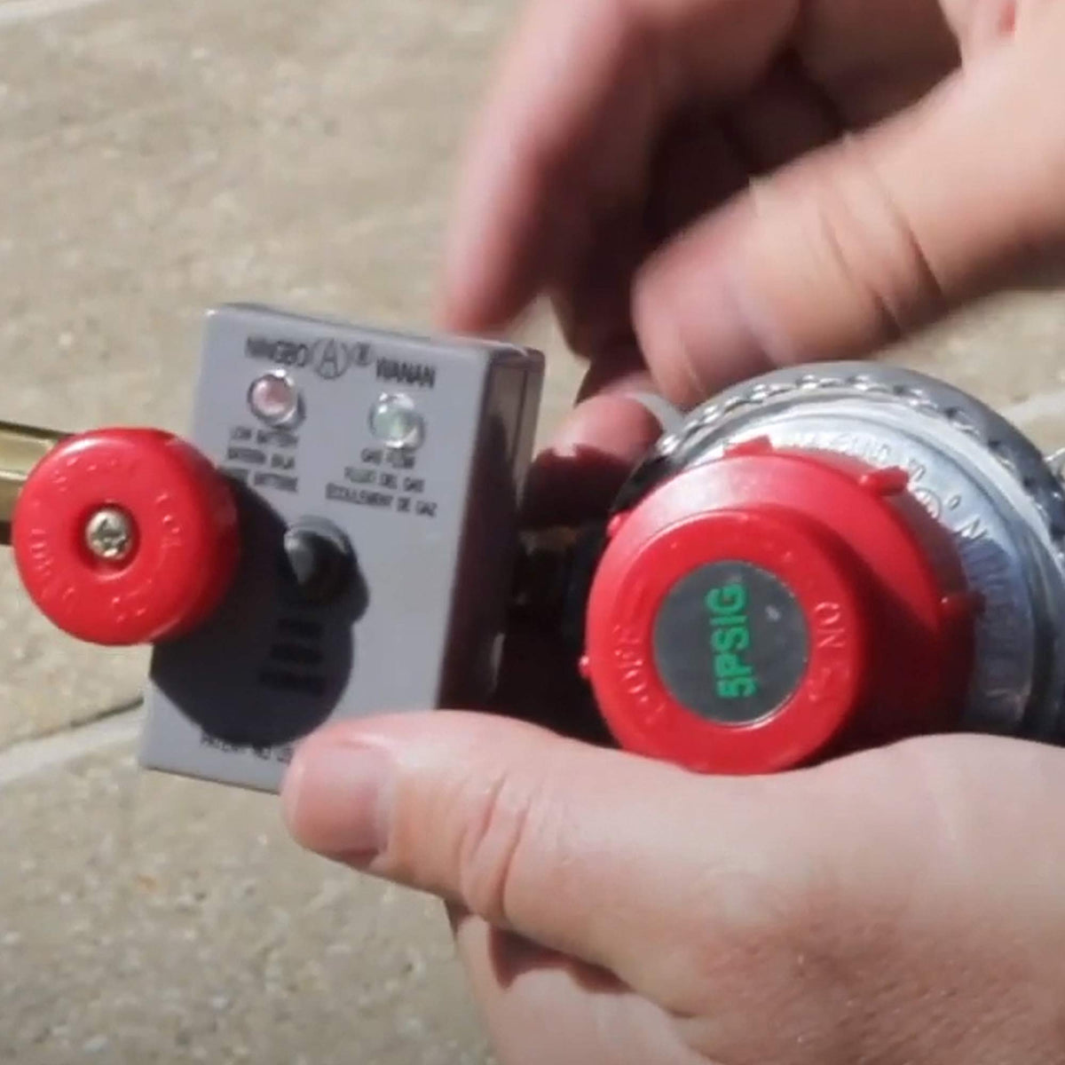 King Kooker battery-operated timer to track cooking stages.