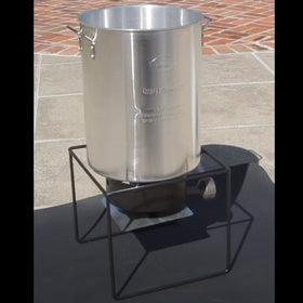 King Kooker complete outdoor frying and boiling setup for turkey or seafood.