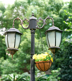 Kingbuy versatile indoor-outdoor use hanging basket suitable for garden or living room.