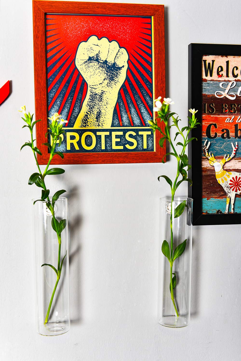 Kingbuy wall-mounted plant holder with nail for easy installation.