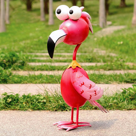 Kircust Flamingo Decor side view shows graceful silhouette for stylish patio accents.